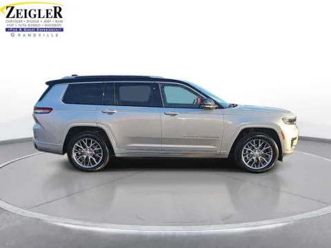 More photos of 2022 Jeep Grand Cherokee L Summit at Zeigler Chrysler Dodge Jeep Ram of Grandville, MI