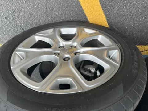 More photos of 2023 Jeep Renegade Limited at Zeigler Chrysler Dodge Jeep Ram of Grandville, MI