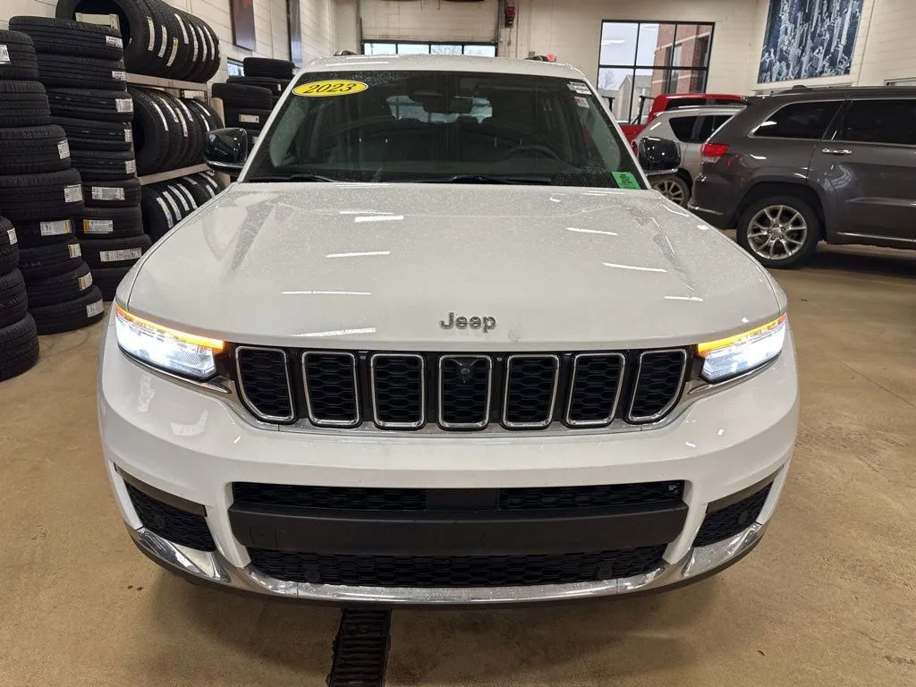 2023 Jeep Grand Cherokee L Limited for sale in Grandville, MI