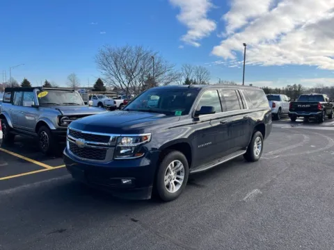Blue 2018 Chevrolet Suburban LT for sale in Grandville, MI