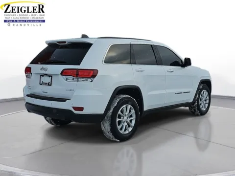More photos of 2022 Jeep Grand Cherokee WK Laredo E at Zeigler Chrysler Dodge Jeep Ram of Grandville, MI