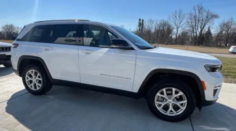 Another view of 2022 Jeep Grand Cherokee Limited for sale in Grandville, MI at Zeigler Chrysler Dodge Jeep Ram of Grandville