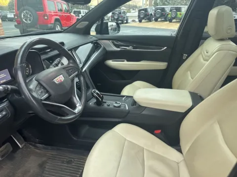 More photos of 2020 Cadillac XT6 Sport at Zeigler Chrysler Dodge Jeep Ram of Grandville, MI