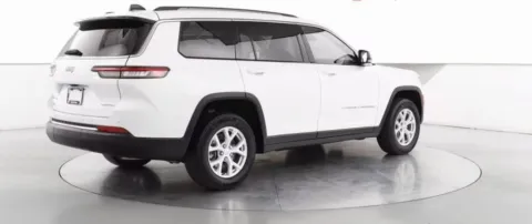 More photos of 2023 Jeep Grand Cherokee L Limited at Zeigler Chrysler Dodge Jeep Ram of Grandville, MI