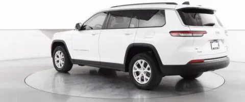 More photos of 2023 Jeep Grand Cherokee L Limited at Zeigler Chrysler Dodge Jeep Ram of Grandville, MI