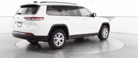 More photos of 2023 Jeep Grand Cherokee L Limited at Zeigler Chrysler Dodge Jeep Ram of Grandville, MI