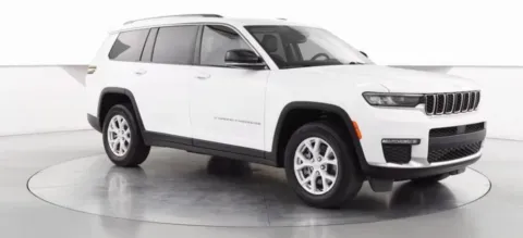 White 2023 Jeep Grand Cherokee L Limited for sale in Grandville, MI