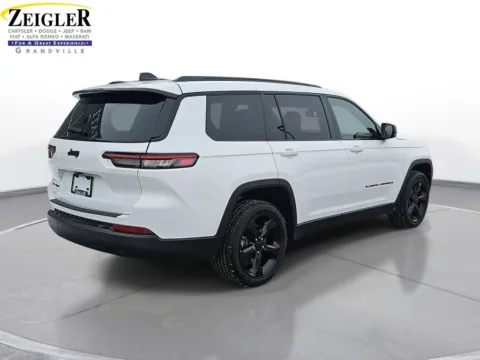 More photos of 2023 Jeep Grand Cherokee L Altitude at Zeigler Chrysler Dodge Jeep Ram of Grandville, MI