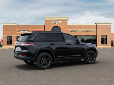More photos of 2025 Jeep Grand Cherokee Limited at Zeigler Chrysler Dodge Jeep Ram of Grandville, MI