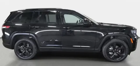 Another view of 2023 Jeep Grand Cherokee Limited for sale in Grandville, MI at Zeigler Chrysler Dodge Jeep Ram of Grandville