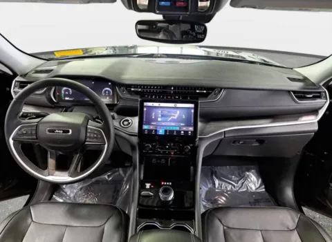 Photos of 2023 Jeep Grand Cherokee Limited for sale in Grandville, MI at Zeigler Chrysler Dodge Jeep Ram of Grandville