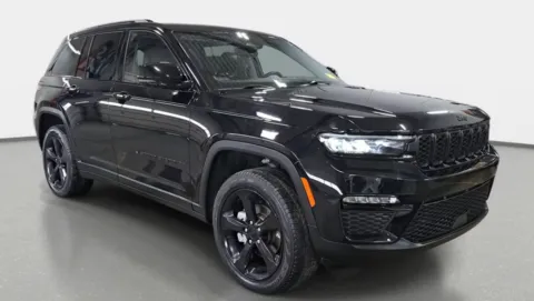 Black 2023 Jeep Grand Cherokee Limited for sale in Grandville, MI