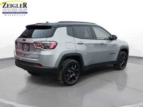 More photos of 2023 Jeep Compass Altitude at Zeigler Chrysler Dodge Jeep Ram of Grandville, MI