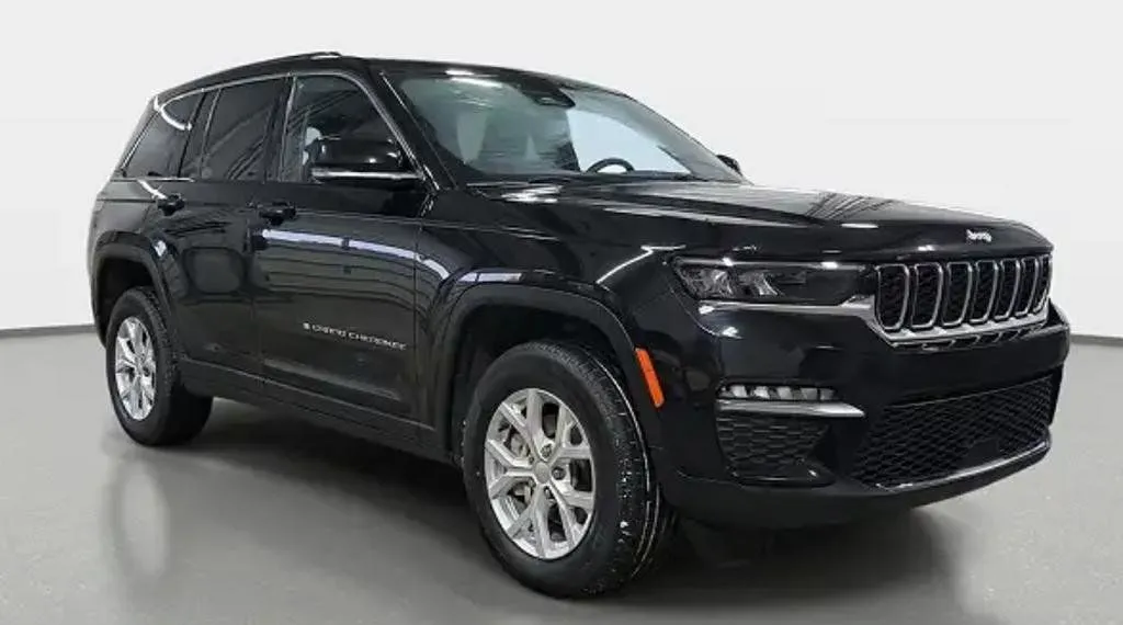 2023 Jeep Grand Cherokee L Limited for sale in Grandville, MI