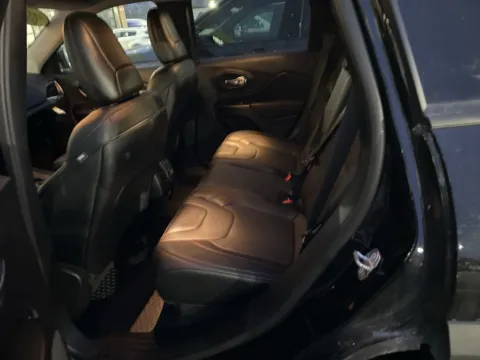 More photos of 2022 Jeep Cherokee Trailhawk at Zeigler Chrysler Dodge Jeep Ram of Grandville, MI