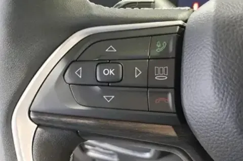 More photos of 2024 Ford Edge SEL at Zeigler Chrysler Dodge Jeep Ram of Grandville, MI