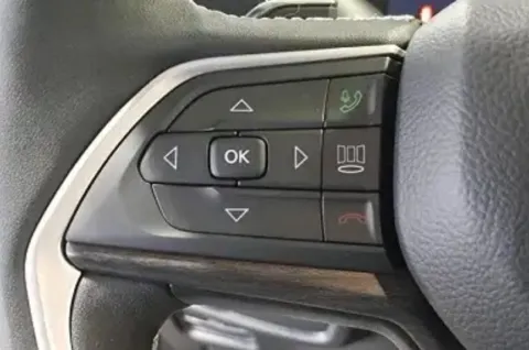 More photos of 2024 Ford Edge SEL at Zeigler Chrysler Dodge Jeep Ram of Grandville, MI