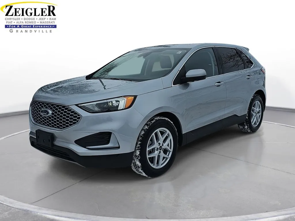 Silver 2024 Ford Edge SEL for sale in Grandville, MI