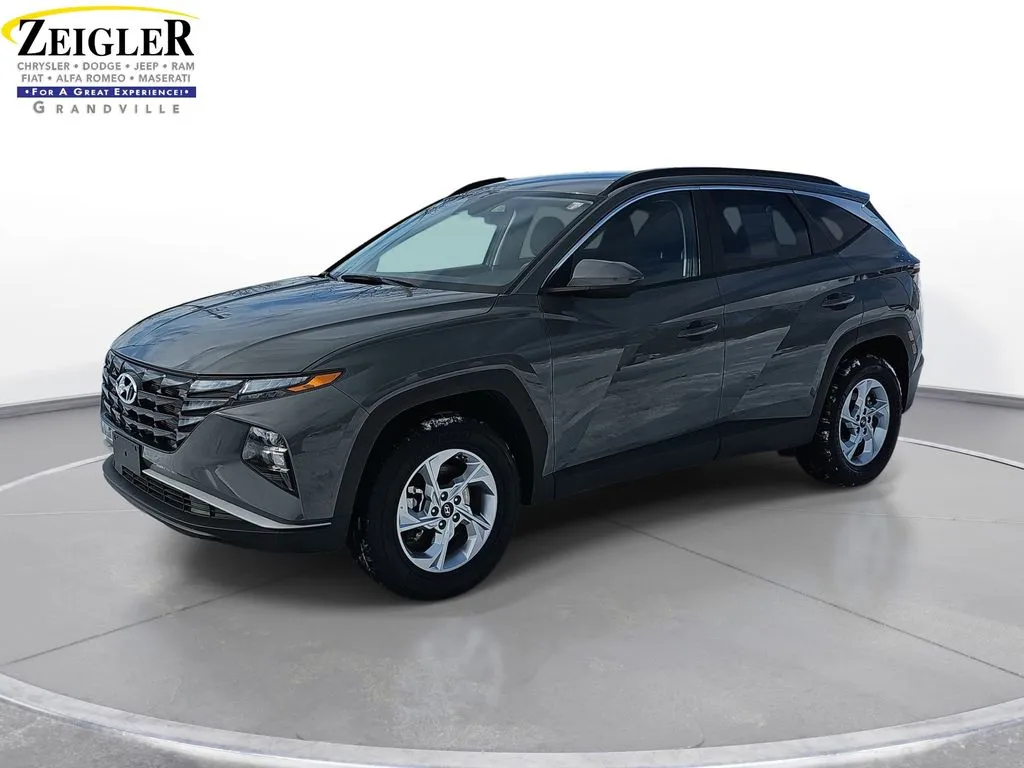 Gray 2024 Hyundai Tucson SEL for sale in Grandville, MI