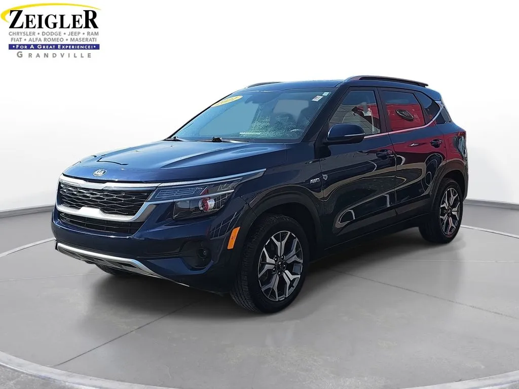 Blue 2021 Kia Seltos EX for sale in Grandville, MI