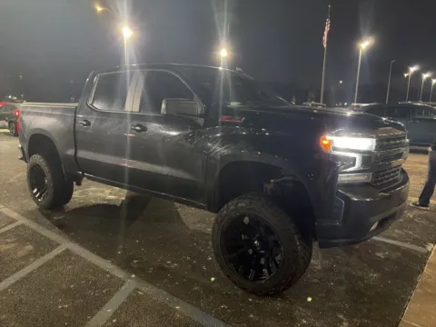 Black 2020 Chevrolet Silverado 1500 RST for sale in Grandville, MI