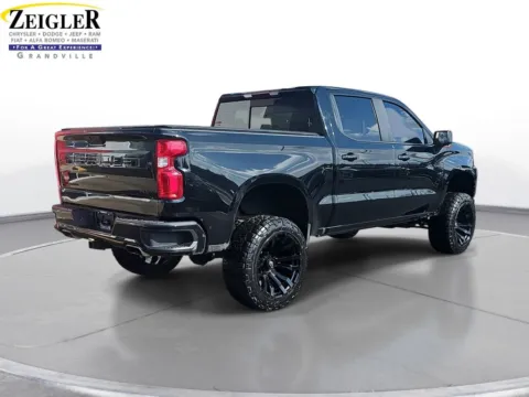 More photos of 2020 Chevrolet Silverado 1500 RST at Zeigler Chrysler Dodge Jeep Ram of Grandville, MI