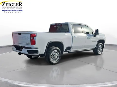 More photos of 2022 Chevrolet Silverado 2500HD High Country at Zeigler Chrysler Dodge Jeep Ram of Grandville, MI