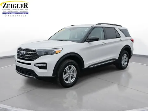 White 2022 Ford Explorer XLT for sale in Grandville, MI