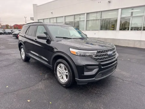 More photos of 2022 Ford Explorer XLT at Zeigler Chrysler Dodge Jeep Ram of Grandville, MI