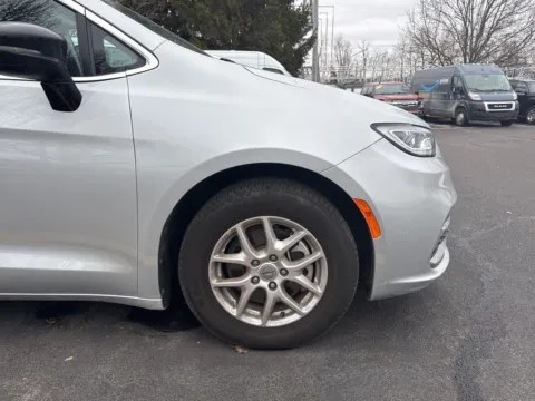 More photos of 2024 Chrysler Pacifica Touring L at Zeigler Chrysler Dodge Jeep Ram of Grandville, MI