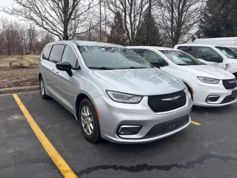 Another view of 2024 Chrysler Pacifica Touring L for sale in Grandville, MI at Zeigler Chrysler Dodge Jeep Ram of Grandville