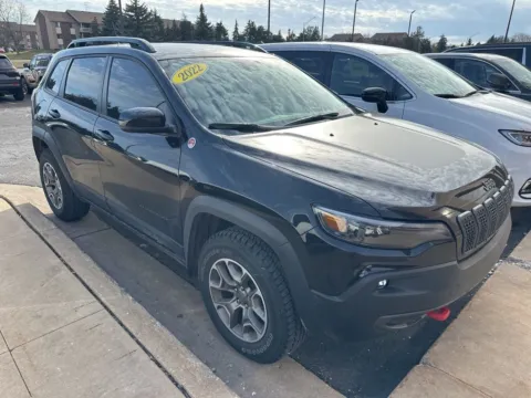 Black 2022 Jeep Cherokee Trailhawk for sale in Grandville, MI