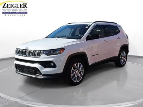 White 2024 Jeep Compass Latitude Lux for sale in Grandville, MI