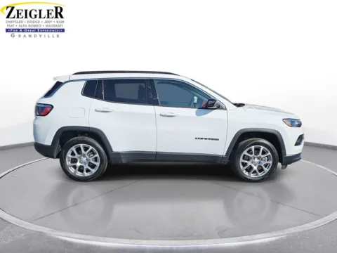 More photos of 2024 Jeep Compass Latitude Lux at Zeigler Chrysler Dodge Jeep Ram of Grandville, MI