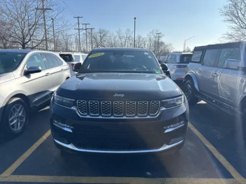 Photos of 2023 Jeep Grand Cherokee Summit for sale in Grandville, MI at Zeigler Chrysler Dodge Jeep Ram of Grandville