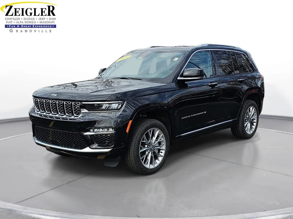 2023 Jeep Grand Cherokee Summit for sale in Grandville, MI