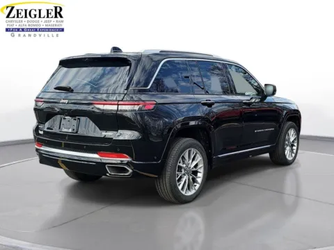 More photos of 2023 Jeep Grand Cherokee Summit at Zeigler Chrysler Dodge Jeep Ram of Grandville, MI
