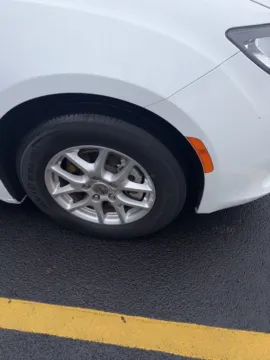 More photos of 2022 Chrysler Voyager LX at Zeigler Chrysler Dodge Jeep Ram of Grandville, MI