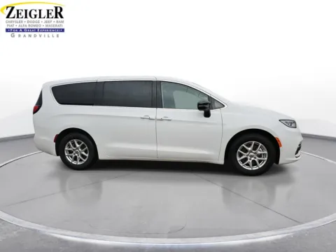 More photos of 2024 Chrysler Pacifica Touring L at Zeigler Chrysler Dodge Jeep Ram of Grandville, MI
