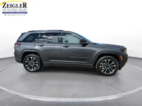 More photos of 2022 Jeep Grand Cherokee Overland at Zeigler Chrysler Dodge Jeep Ram of Grandville, MI