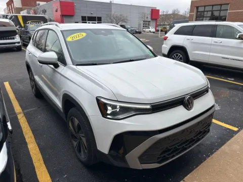 Photos of 2025 Volkswagen Taos 1.5T SE for sale in Grandville, MI at Zeigler Chrysler Dodge Jeep Ram of Grandville