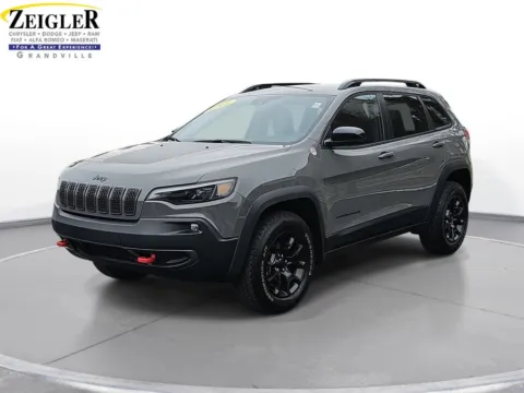 Gray 2022 Jeep Cherokee Trailhawk for sale in Grandville, MI