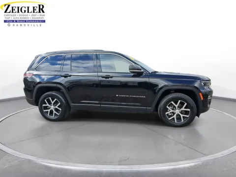 More photos of 2023 Jeep Grand Cherokee Limited at Zeigler Chrysler Dodge Jeep Ram of Grandville, MI