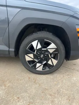 More photos of 2025 Hyundai Kona SEL at Zeigler Chrysler Dodge Jeep Ram of Grandville, MI