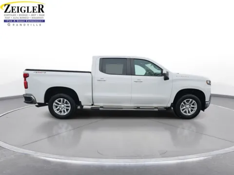 More photos of 2020 Chevrolet Silverado 1500 LT at Zeigler Chrysler Dodge Jeep Ram of Grandville, MI