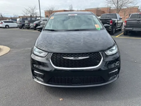 Photos of 2024 Chrysler Pacifica Touring L for sale in Grandville, MI at Zeigler Chrysler Dodge Jeep Ram of Grandville