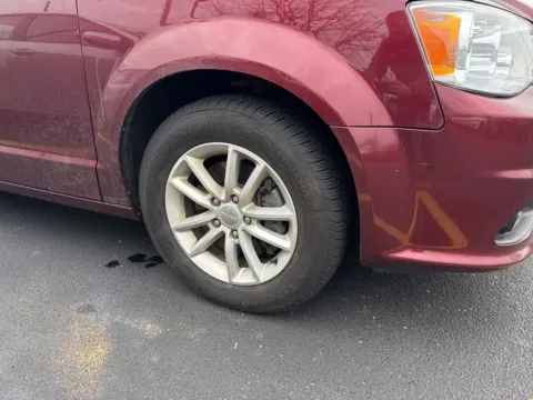 More photos of 2019 Dodge Grand Caravan SXT at Zeigler Chrysler Dodge Jeep Ram of Grandville, MI