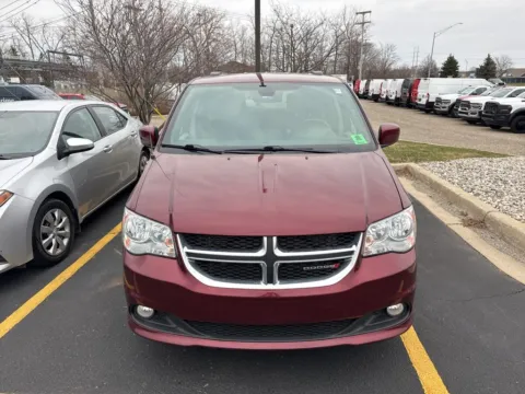Photos of 2019 Dodge Grand Caravan SXT for sale in Grandville, MI at Zeigler Chrysler Dodge Jeep Ram of Grandville