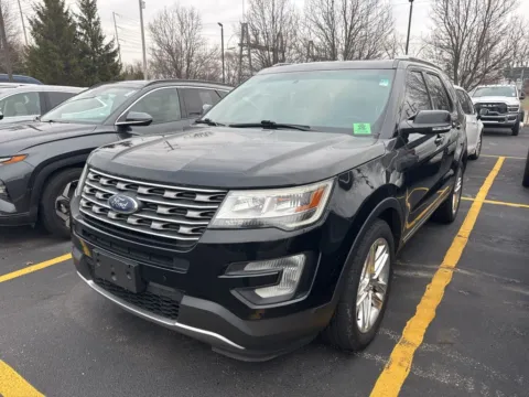 Black 2016 Ford Explorer XLT for sale in Grandville, MI