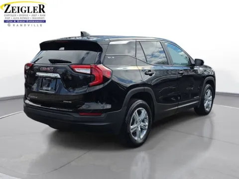 More photos of 2023 GMC Terrain SLE at Zeigler Chrysler Dodge Jeep Ram of Grandville, MI